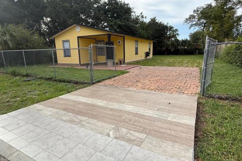 House in Auburndale, Florida 1 bedroom, 66.15 sq.m. № 1845078 - photo 5