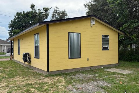 House in Auburndale, Florida 1 bedroom, 66.15 sq.m. № 1845078 - photo 2