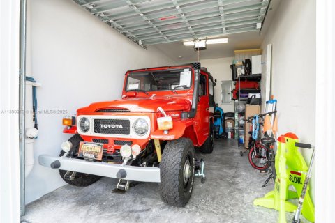 Купить кондоминиум в Дорал, Флорида 3 спальни, 178.65м2, № 1955272 - фото 19