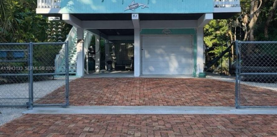 Casa en Key Largo, Florida 3 dormitorios, 115.94 m2 № 2059819