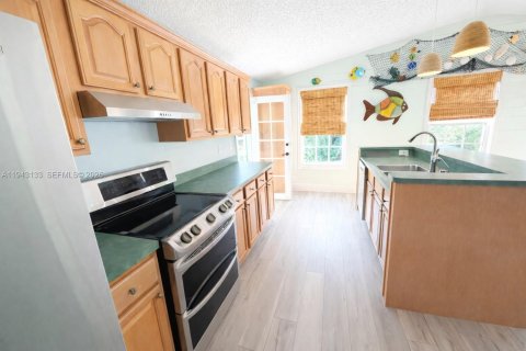 Casa en alquiler en Key Largo, Florida, 3 dormitorios, 115.94 m2 № 2059819 - foto 4