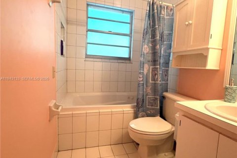 Casa en alquiler en Key Largo, Florida, 3 dormitorios, 115.94 m2 № 2059819 - foto 11