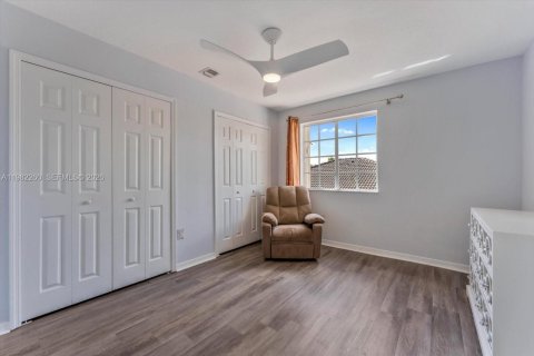 Villa ou maison à vendre à Palmetto Bay, Floride: 4 chambres, 224.17 m2 № 2049933 - photo 20