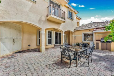 Villa ou maison à vendre à Palmetto Bay, Floride: 4 chambres, 224.17 m2 № 2049933 - photo 30