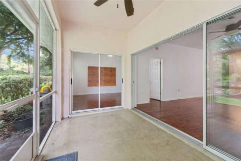 Townhouse in Winter Haven, Florida 2 bedrooms, 127.09 sq.m. № 2231713 - photo 30