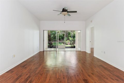 Townhouse in Winter Haven, Florida 2 bedrooms, 127.09 sq.m. № 2231713 - photo 10