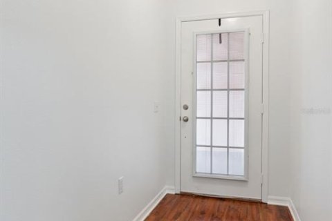 Townhouse in Winter Haven, Florida 2 bedrooms, 127.09 sq.m. № 2231713 - photo 7