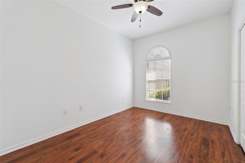 Townhouse in Winter Haven, Florida 2 bedrooms, 127.09 sq.m. № 2231713 - photo 21