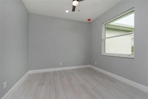 Casa en venta en Port Charlotte, Florida, 3 dormitorios, 154.68 m2 № 1747196 - foto 28