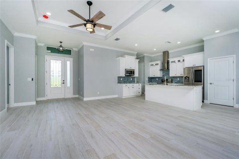 Casa en venta en Port Charlotte, Florida, 3 dormitorios, 154.68 m2 № 1747196 - foto 10