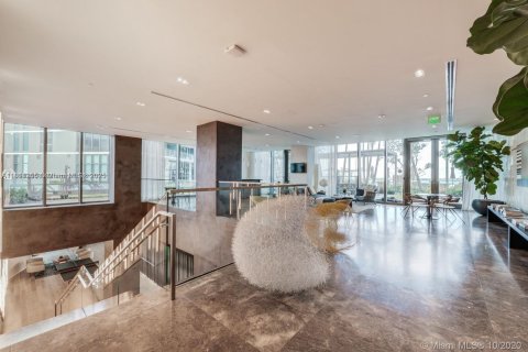Condominio en alquiler en Miami, Florida, 1 dormitorio, 87.33 m2 № 1937872 - foto 27