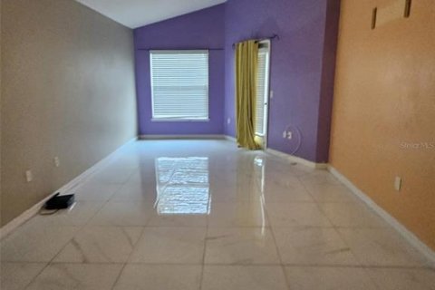 Villa ou maison à louer à Kissimmee, Floride: 4 chambres, 204.01 m2 № 2144201 - photo 12