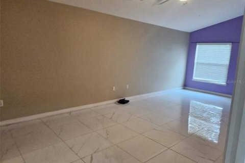 Villa ou maison à louer à Kissimmee, Floride: 4 chambres, 204.01 m2 № 2144201 - photo 11