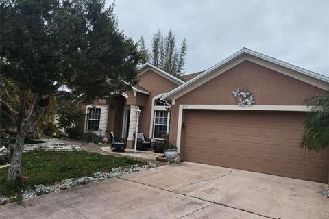 Villa ou maison à Kissimmee, Floride 4 chambres, 204.01 m2 № 2144201