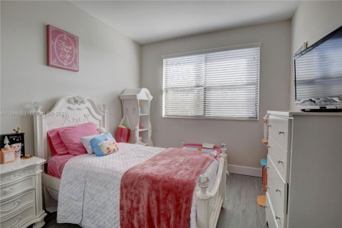 Condo in Homestead, Florida, 4 bedrooms  № 2031748 - photo 13