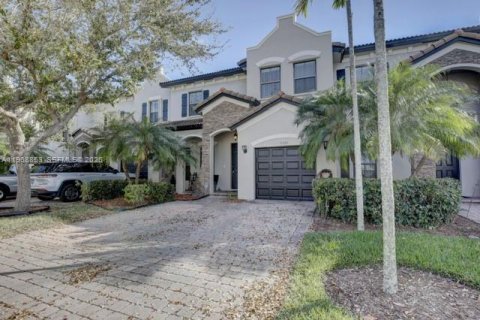 Condo in Homestead, Florida, 4 bedrooms  № 2031748 - photo 3