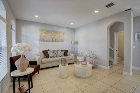 Condo in Homestead, Florida, 4 bedrooms  № 2031748 - photo 9