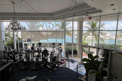 Copropriété à louer à North Bay Village, Floride: 2 chambres, 95.69 m2 № 2152916 - photo 16