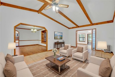 House in Zellwood, Florida 7 bedrooms, 464.51 sq.m. № 1903870 - photo 17