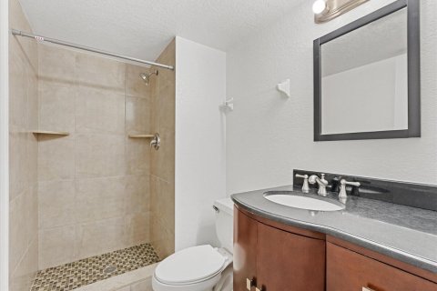 Condo in Pompano Beach, Florida, 2 bedrooms № 2083934 - photo 7