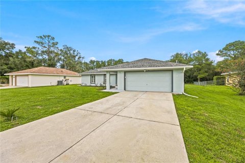 Villa ou maison à vendre à Ocala, Floride: 3 chambres, 148.27 m2 № 2316698 - photo 2