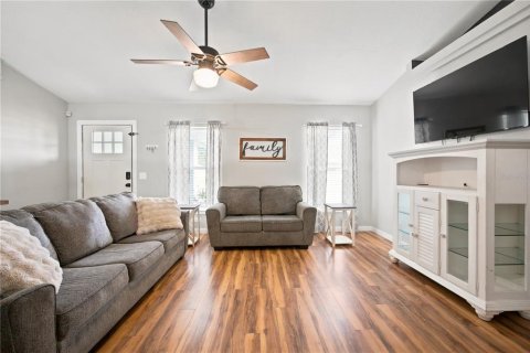Villa ou maison à vendre à Ocala, Floride: 3 chambres, 148.27 m2 № 2316698 - photo 9