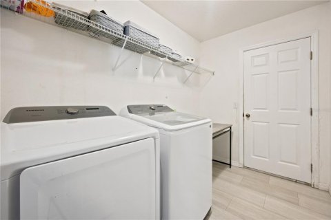 Villa ou maison à vendre à Ocala, Floride: 3 chambres, 148.27 m2 № 2316698 - photo 21
