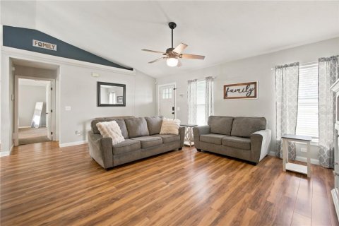 Villa ou maison à vendre à Ocala, Floride: 3 chambres, 148.27 m2 № 2316698 - photo 10