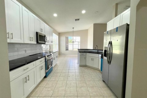 Casa en alquiler en Kissimmee, Florida, 3 dormitorios, 190.91 m2 № 1587454 - foto 9