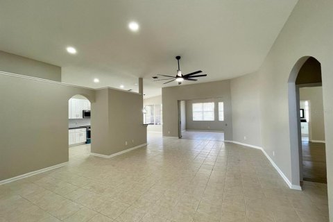 Casa en alquiler en Kissimmee, Florida, 3 dormitorios, 190.91 m2 № 1587454 - foto 4