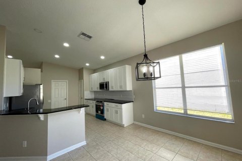 Casa en alquiler en Kissimmee, Florida, 3 dormitorios, 190.91 m2 № 1587454 - foto 6