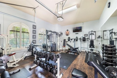 House in Sanford, Florida 6 bedrooms, 464.7 sq.m. № 1795368 - photo 30