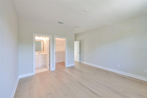House in Tampa, Florida 4 bedrooms, 316.98 sq.m. № 1574018 - photo 29