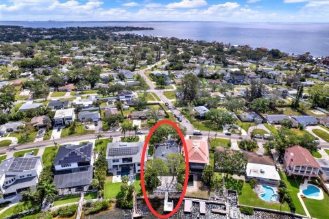Casa en venta en Saint Petersburg, Florida, 3 dormitorios, 204.48 m2 № 1743282 - foto 9