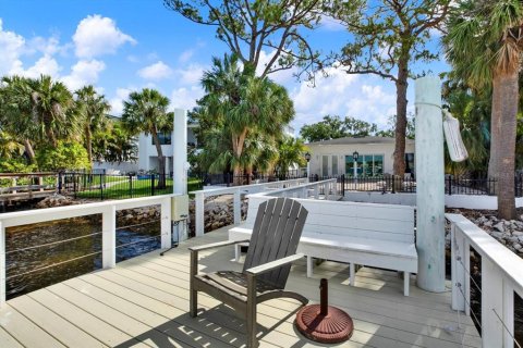 Casa en venta en Saint Petersburg, Florida, 3 dormitorios, 204.48 m2 № 1743282 - foto 6