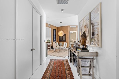 Снять в аренду кондоминиум в Санни-Айлс-Бич, Флорида 2 спальни, 193.61м2, № 1966156 - фото 4