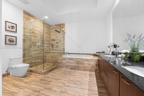 Снять в аренду кондоминиум в Санни-Айлс-Бич, Флорида 2 спальни, 193.61м2, № 1966156 - фото 16