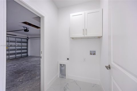 Casa en venta en Lehigh Acres, Florida, 4 dormitorios, 153.29 m2 № 2007757 - foto 27