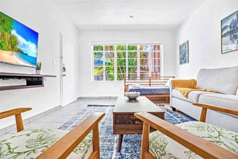 Appartement à Miami Beach, Floride 1 chambre, 63.17 m2 № 2425103