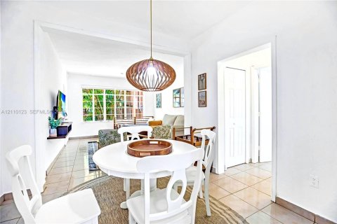 Appartement à louer à Miami Beach, Floride: 1 chambre, 63.17 m2 № 2425103 - photo 8