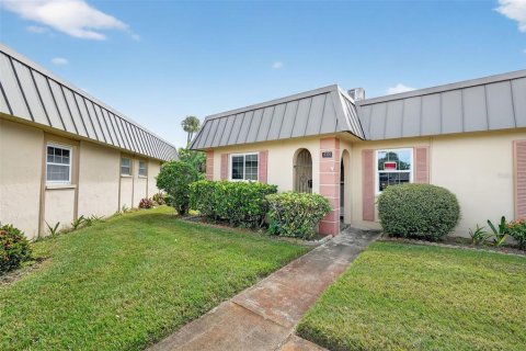Condominio en venta en New Port Richey, Florida, 2 dormitorios, 97.55 m2 № 1914279 - foto 3