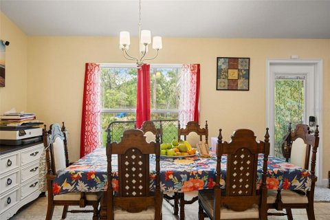 Villa ou maison à vendre à Weeki Wachee, Floride: 4 chambres, 163.42 m2 № 2129138 - photo 14