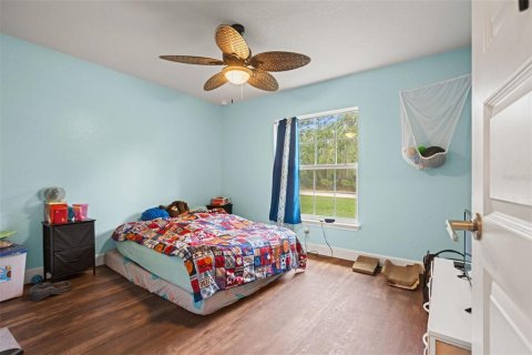 Villa ou maison à vendre à Weeki Wachee, Floride: 4 chambres, 163.42 m2 № 2129138 - photo 24