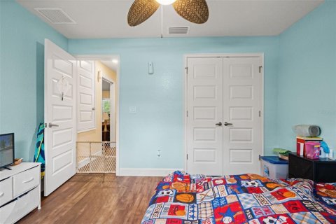 Villa ou maison à vendre à Weeki Wachee, Floride: 4 chambres, 163.42 m2 № 2129138 - photo 25