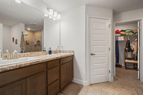 Villa ou maison à vendre à Weeki Wachee, Floride: 4 chambres, 163.42 m2 № 2129138 - photo 18