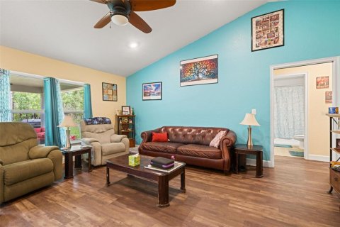 Villa ou maison à vendre à Weeki Wachee, Floride: 4 chambres, 163.42 m2 № 2129138 - photo 7