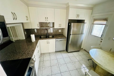 Condo à Hallandale Beach, Floride, 1 chambre № 1999391