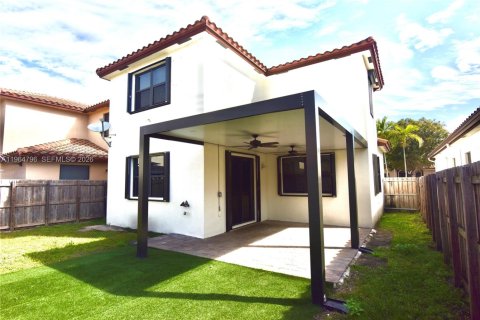 Casa en venta en Homestead, Florida, 3 dormitorios, 217.58 m2 № 2029920 - foto 16