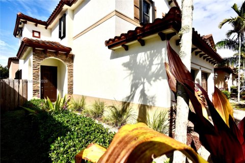 Casa en venta en Homestead, Florida, 3 dormitorios, 217.58 m2 № 2029920 - foto 13