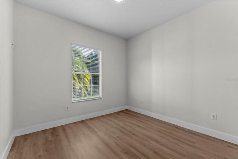 House in Dade City, Florida 4 bedrooms, 137.5 sq.m. № 1847433 - photo 19